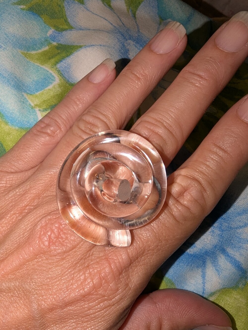 HUGE CLEAR SWIRL RING